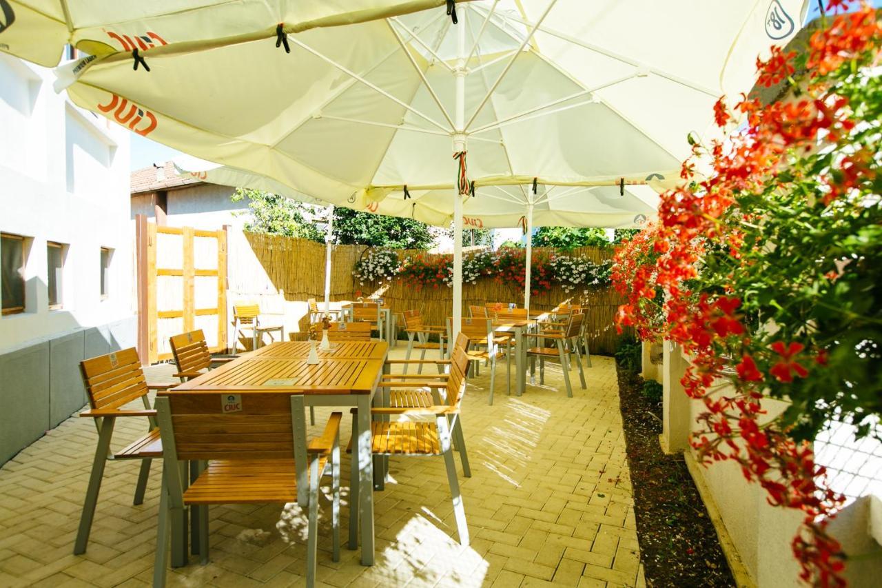 Hotel Casa Del Sole Alba Iulia Exterior foto